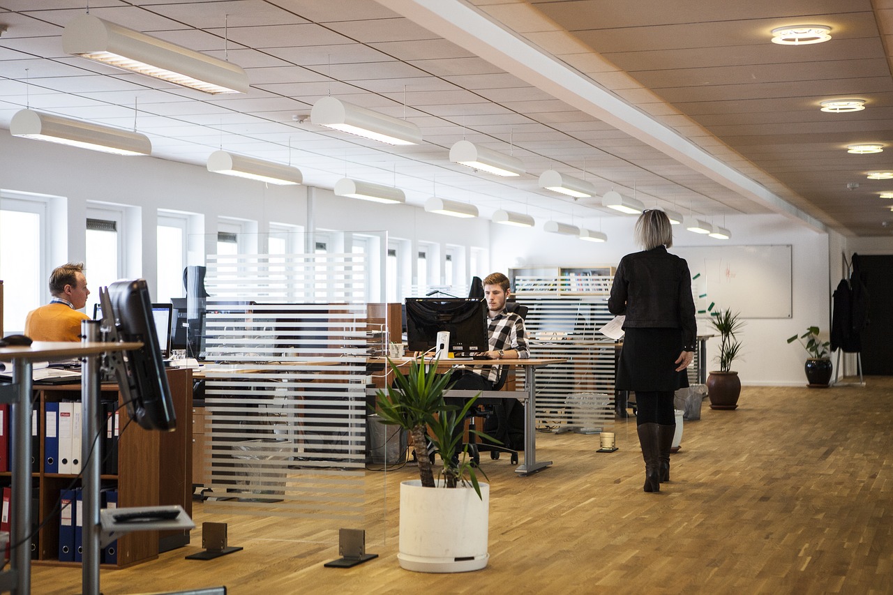 日本企業でなぜ普及しないのか?