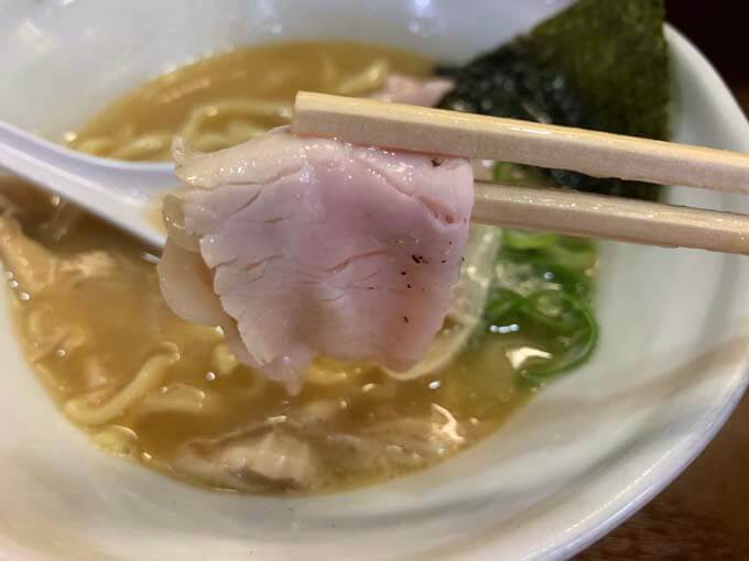 プリッとチャーシューがうまい