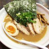 DOG HOUSE | 鶏白湯ラーメンがおすすめ「濃厚クリーミーでやさしい一杯」