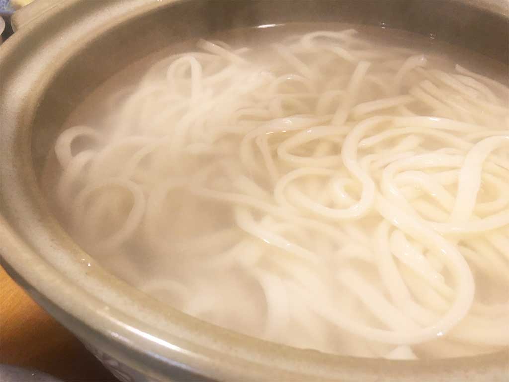 豪快に茹でて、釜玉チョイスうどんでパーリー