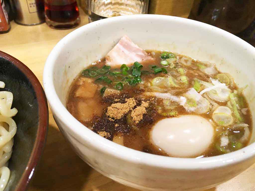 景勝軒のつけ麺のスープ
