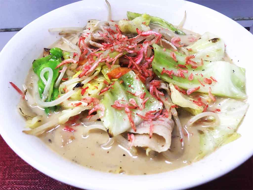 野菜たっぷりのちゃんぽん麺 900円