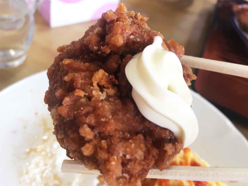 からあげにマヨネーズ