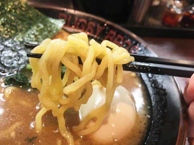 ツルッとした食感の麺