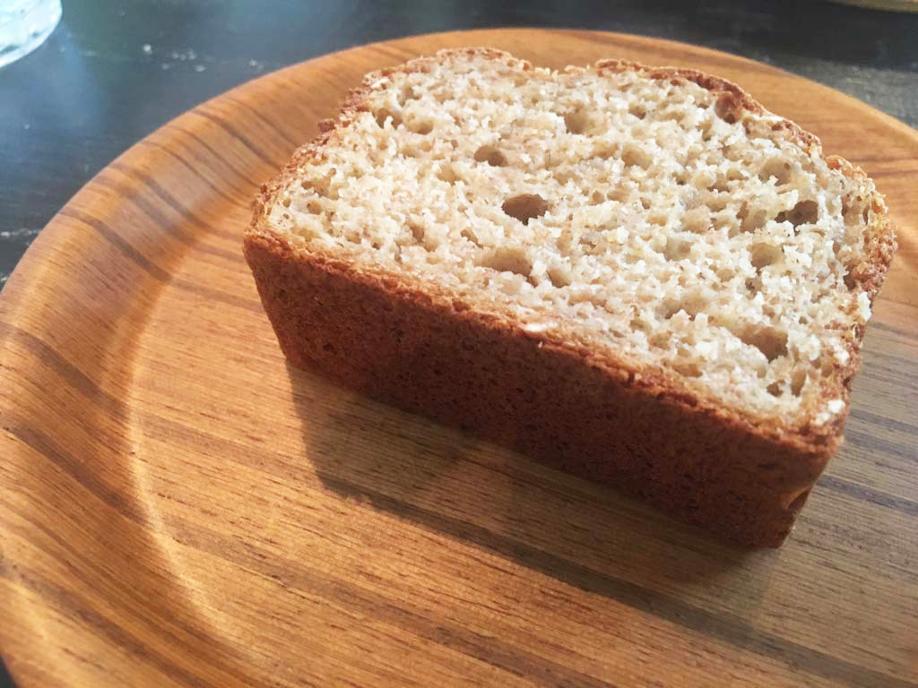 ノラカフェの自家製パン