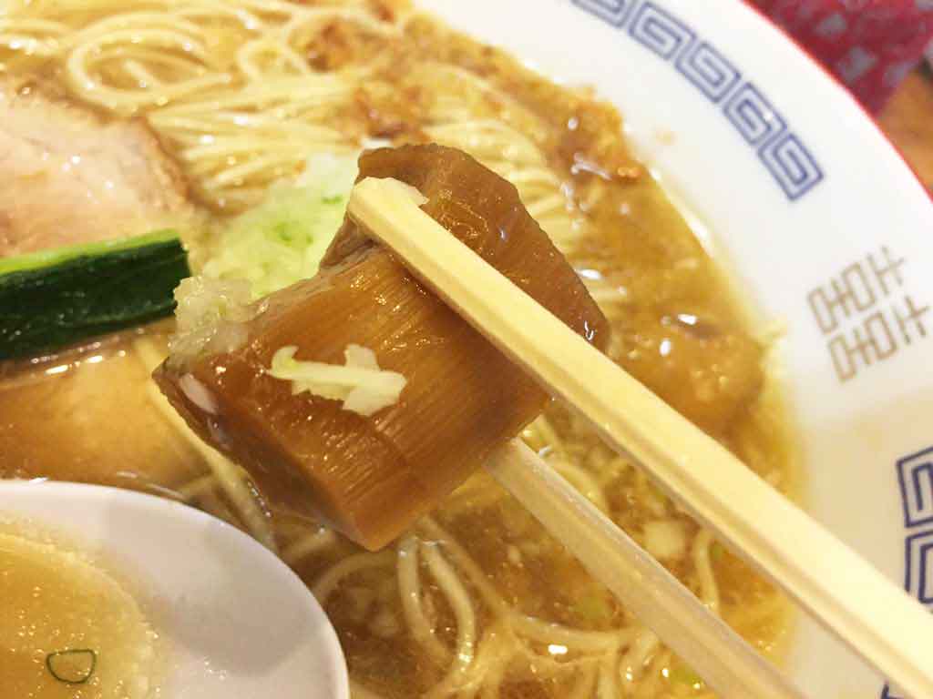 トッピングのメンマも絶品
