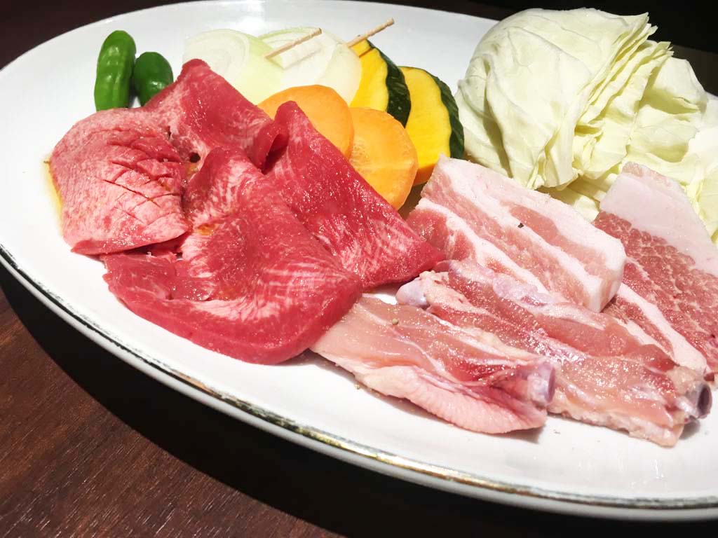 豚肉と野菜の盛り合わせ