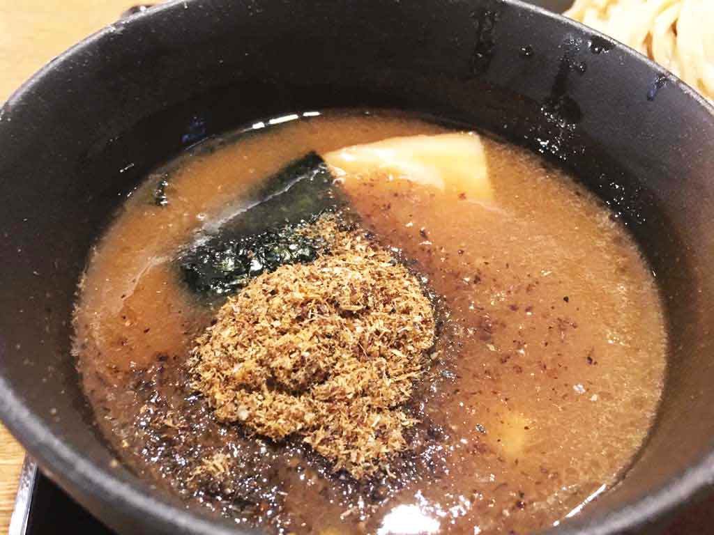 トロトロチャーシューとこってりWスープ