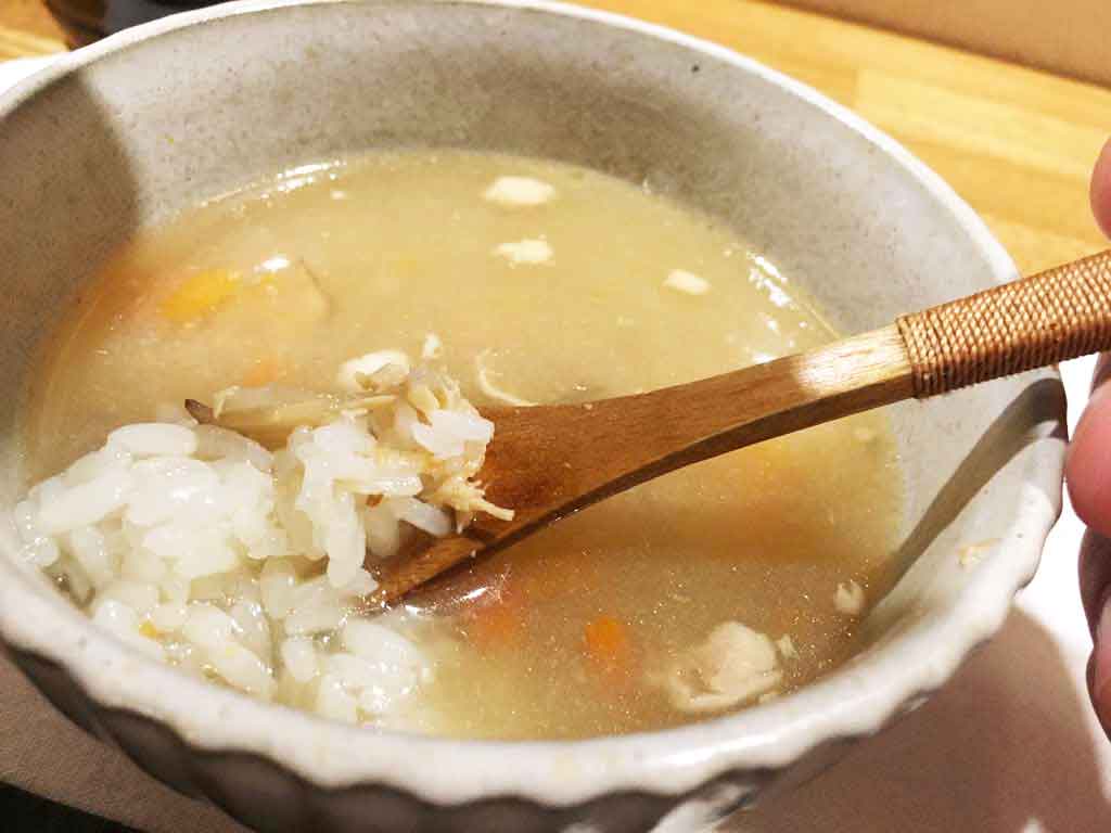 ごはんを1スプーンすくってイートイン