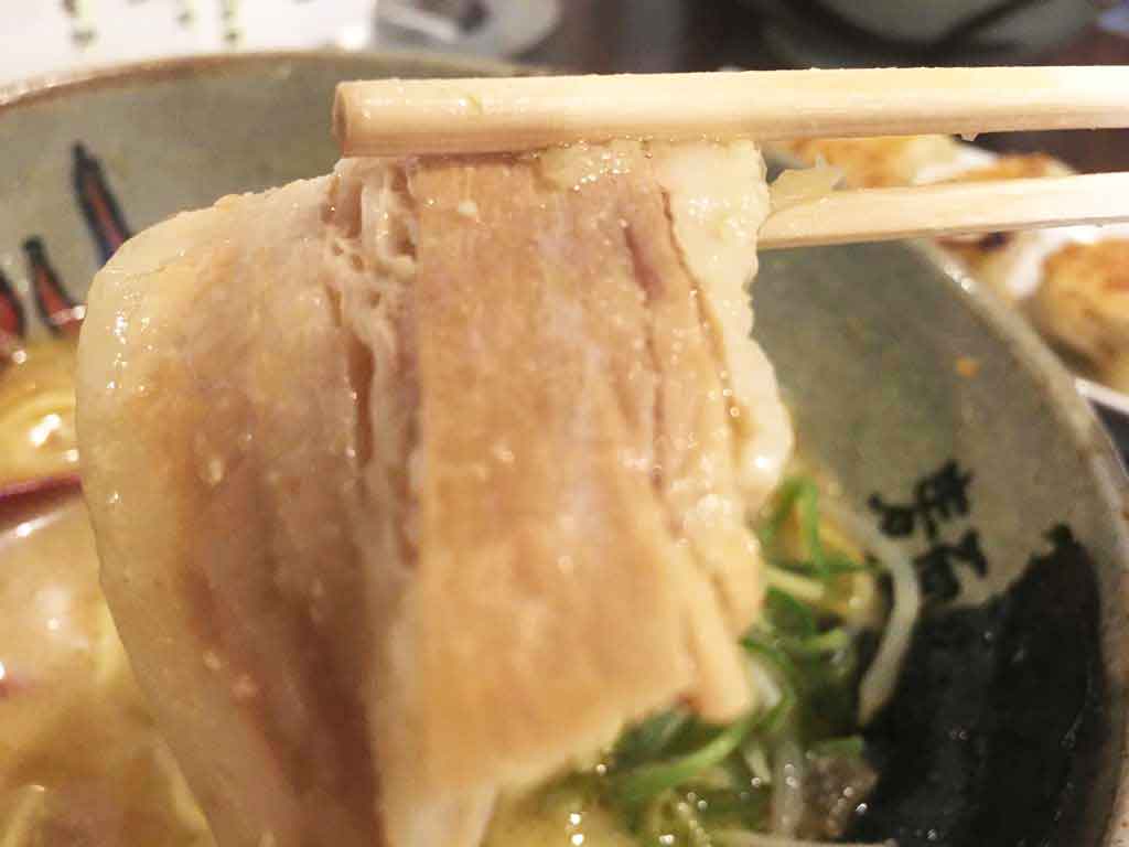 チャーシューの塩加減がちょうどいい