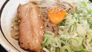 【麺家やまひで 掛尾店】台湾まぜそばの名店が移転オープン!3種のまぜそばを食らう