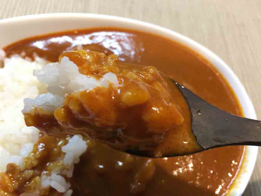 トマトの酸味とバターオイルのコク