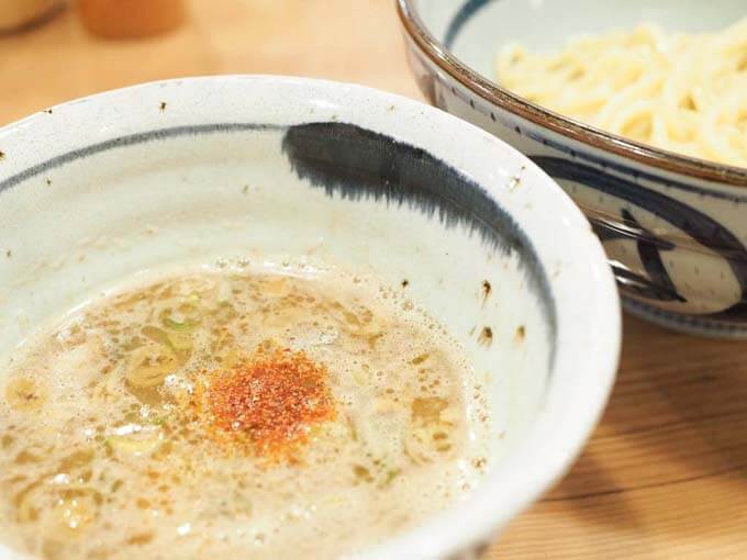 酸味が強め!サッパリ系のつけ汁