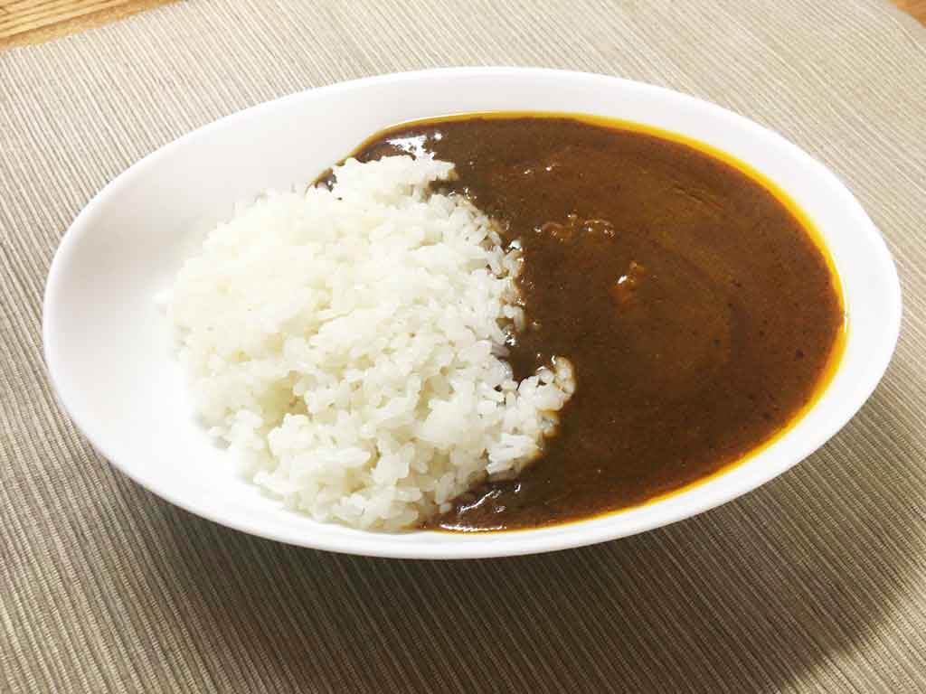 できあがったカレーを実食