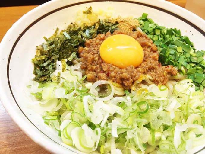 ピリ辛味噌がうまい台湾まぜそば