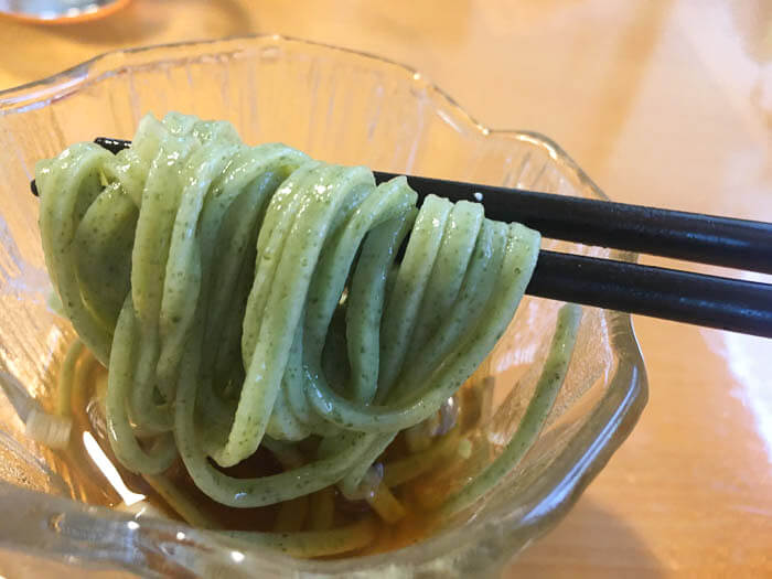 わかめうどんをいざ実食