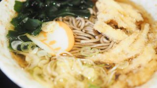 【立山そば 富山駅】白えび天ぷらそばが絶対おすすめ!500円で食べる至福の一杯