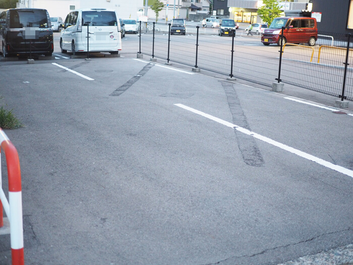 『麵帝 九絵』の駐車場 その3