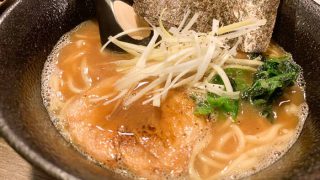 【豚豚炉(ととろ)】ラーメン屋がおしゃれCafe風に大変身!!焼き豚ごはんがおすすめ