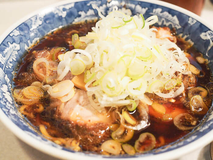 【めん八 小杉本店】おすすめメニューはラーメンと手羽先!地元民に愛される老舗の味