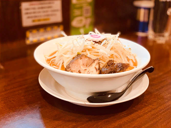 【麺家なると】ラーメンのメニューが豊富!!「なる二郎」の麺特盛を食らってきました