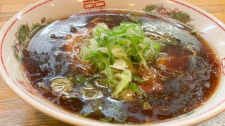 【吉兆佐(きっちょうさ)】戸出の富山ブラック!!地元ファミリーから愛されるラーメン店