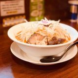 麺家なると 富山店 | 麺大盛り無料のなる二郎がうまい「メニューも豊富で家族で楽しめる」