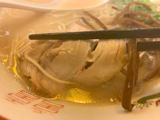 トロトロに煮込まれたチャーシュー