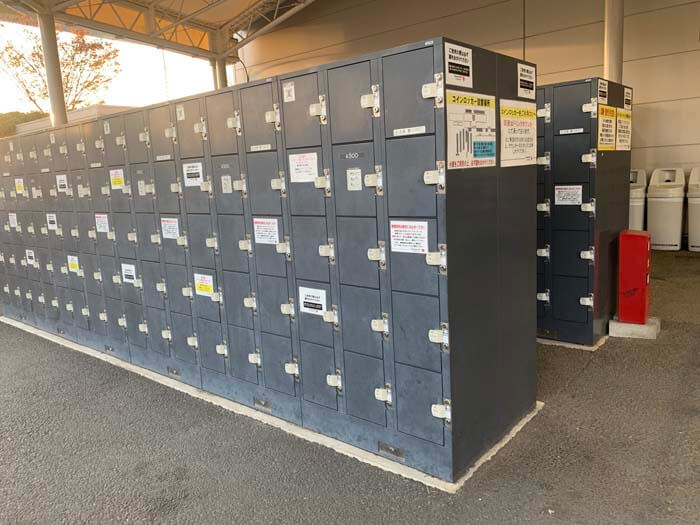 屋外のロッカー その1