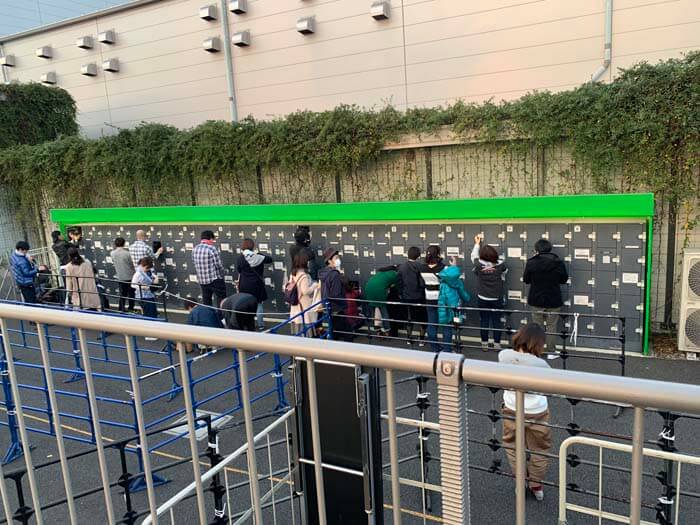 屋外のロッカー その2