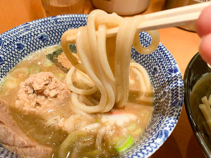 麺とつけ汁のご対面