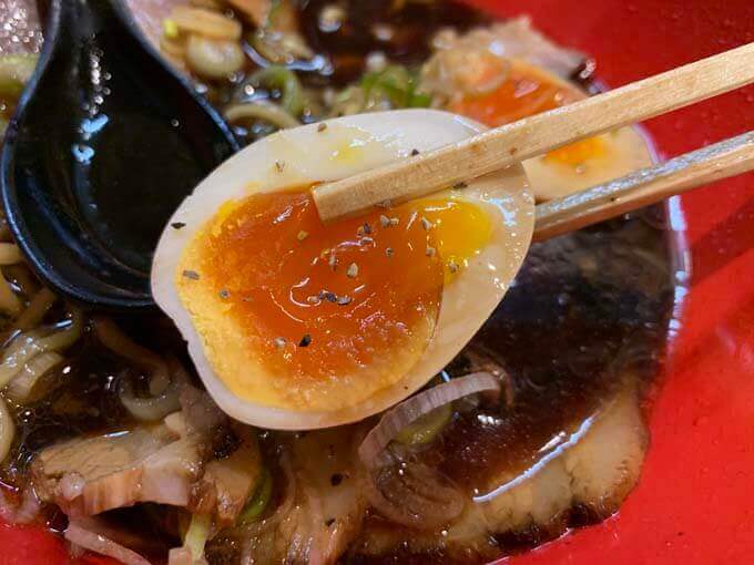 味玉のクオリティも高い