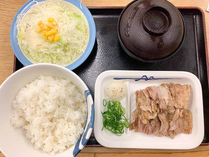 豚バラ焼肉定食