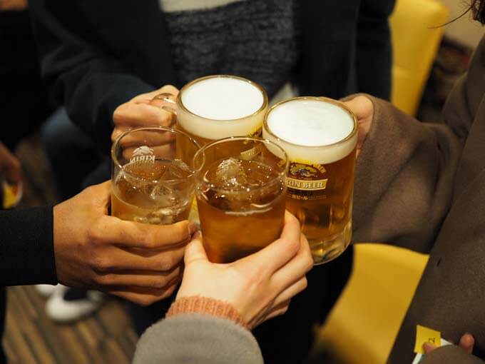 初めての仲間と乾杯!