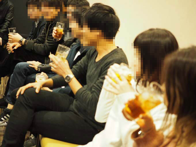 楽しそうに話す参加者のみなさん