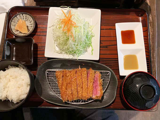 牛かつ定食(130g)