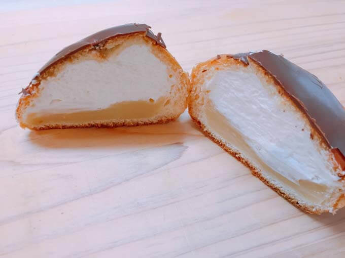 甘さ控えめのクリームがぎっしり
