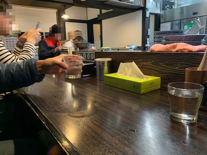 カウンター席