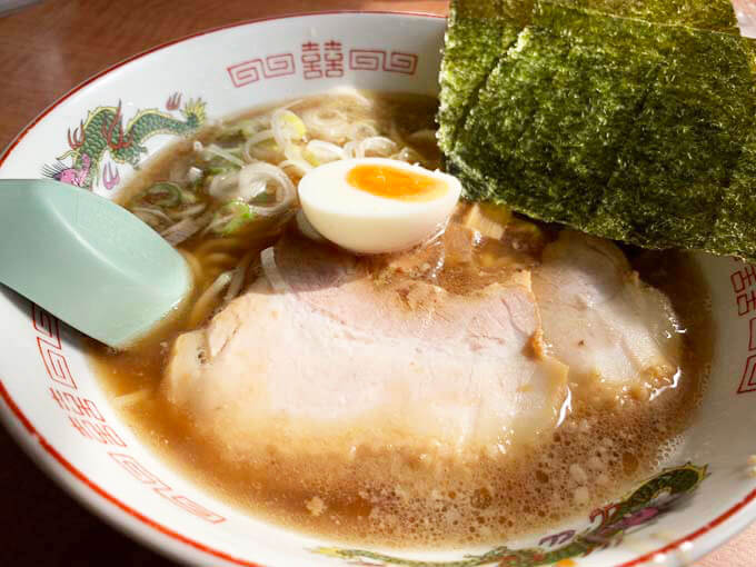 看板メニューの大八ラーメン