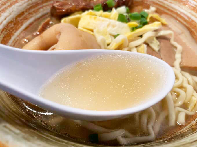 あっさり和風とパンチのある濃厚スープ