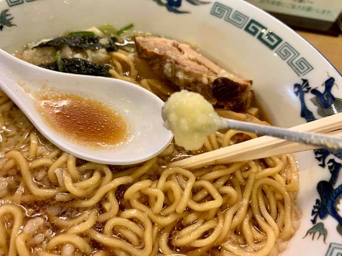 おろしにんにくで味変